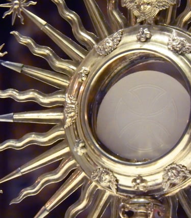 Blessed Sacrament in a beautiful monstrance