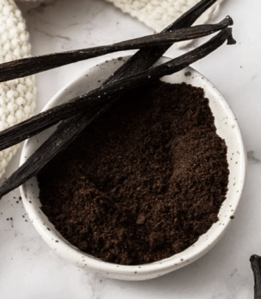 vanilla powder