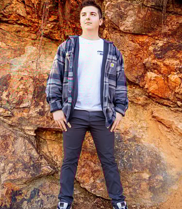Manheim Township Senior Pictures Photographer. Lancaster PA senior pictures photographer