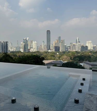 รีวิว Dusit Thani Bangkok Deluxe Room Review