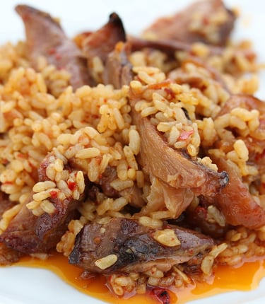 close up from meat paella plate
