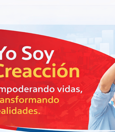 Foundation Yo Soy Creacción banner featuring diverse people high-fiving over a city skyline background.
