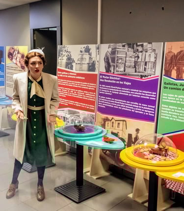 Exposición de juguetes de hojalata accesibles