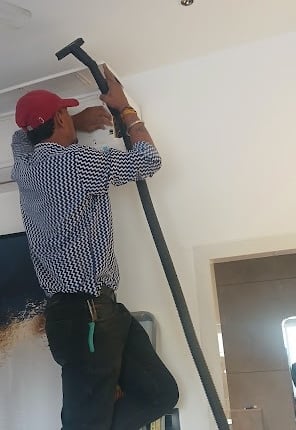 AC Indoor cleaning By Vacuumed Services