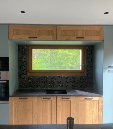 Confiez vos travaux intérieur et extérieur à un artisan carreleur à Village Neuf