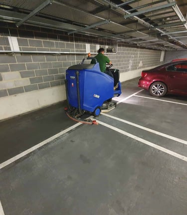 limpiezas de garajes, parkings, aparcamientos públicos, privados y comunitarios