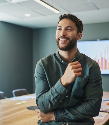 Open perspective and advancement with Ironstone Coach