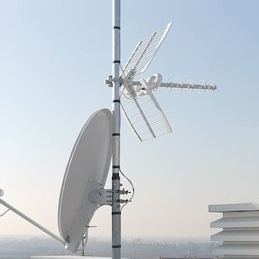 Vendita Installazione e Assistenza di Impianti Tv Terrestre, Satellite Singoli e Centralizzati