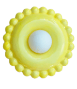  décorateur d'intérieur propose une applique murale design jaune en forme de soleil, idéale pour une décoration intérieure 