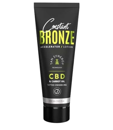 Seven Suns Constant Bronze CBD soliariumo kremas su kanape.Juoda pakuotė su žaliu akcentu