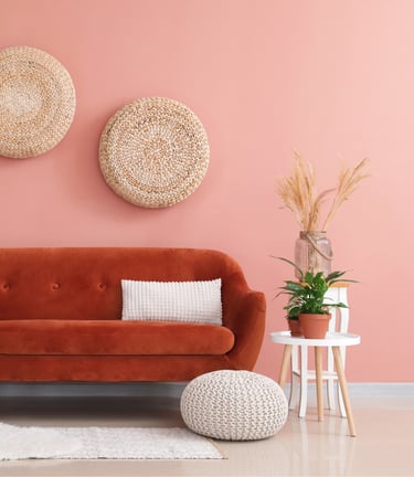 salon rangé, organisé, épuré, aux couleurs douces