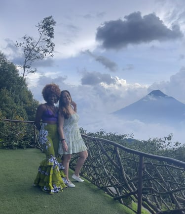 Hobbitenango Guatamala