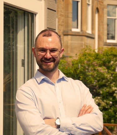 Headshot of Tom McKeever