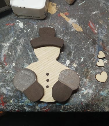 Fabrication artisanale suspension de Noël en bois