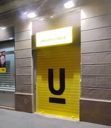 graffiti corporativo en persianas