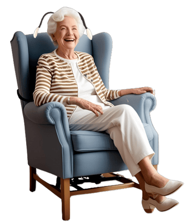 Senior souriante utilisant Audiva d'Eulabie