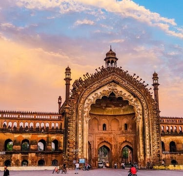 Prayagraj to Lucknow cabs