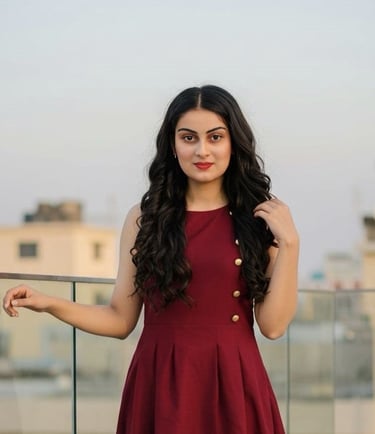 alt="Home massage service with professional female spa therapist"