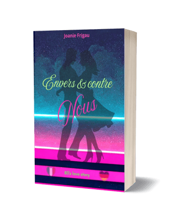 Livre broché "Envers et contre nous", de Joanie Frigau.