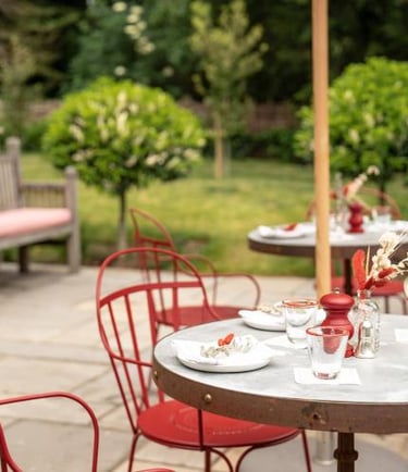 romantic breaks, outdoor dining terrace