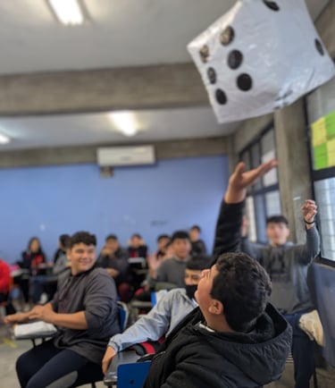 Ejemplos de Juegos y dinámicas en el aula de quimica