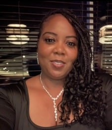 headshot latanasha stone