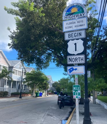 Panneau indiquant le début de la route 1, Key West