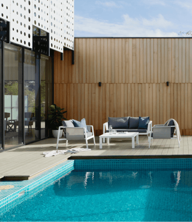 piscina limpieza Marbella Air