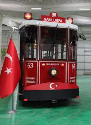 Şanlıurfa'nın En Yoğun Caddesi Olan Divan Yolu Caddesi Araç Trafiğine Kapanıyor