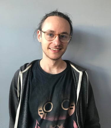 Portrait de Jillian Peto Manso professeur de guitare de l’Association Musicale de Caudan