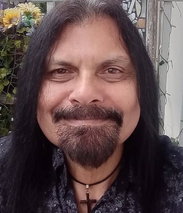 Echo Greywolf headshot