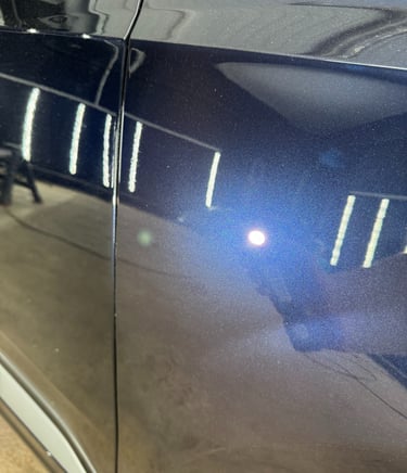 Automobilio poliravimas Šiauliuose – blizgus paviršius po WestSide Garage atlikto darbo