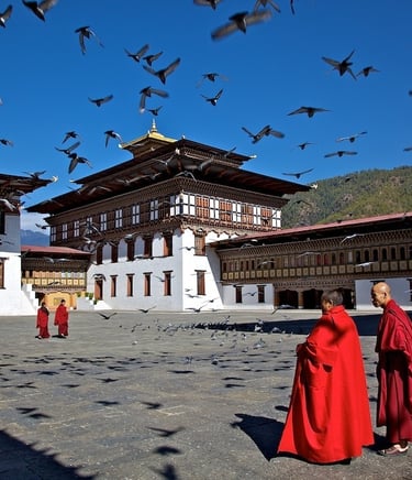 Inside-The-Courtyard-of-Trashichho-Dzong-Fortress-in-Thimphu