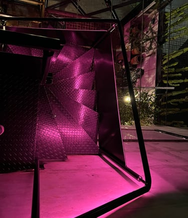 Escada com iluminação em LED