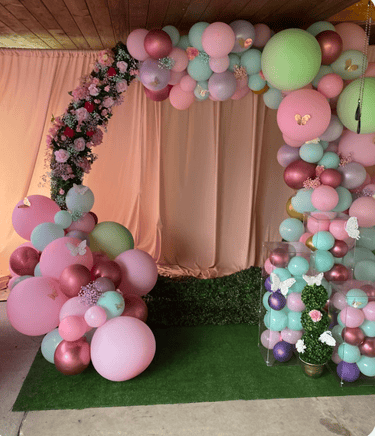 elegnat balloon decoration