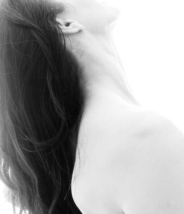 black and white photo of Jennadea