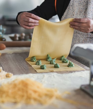 Chiusura sfoglia pasta ripiena