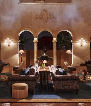 hollywood-roosevelt-lobby-inside-losangeles