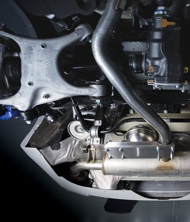 an Enlab car with a large exhaust pipe and a small engine