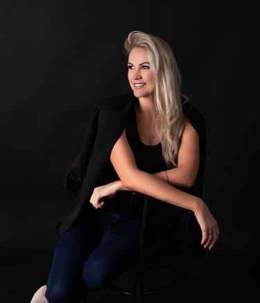 asmenine fotosesija fotostudijoje Plungeje, verslo portretai Plungeje