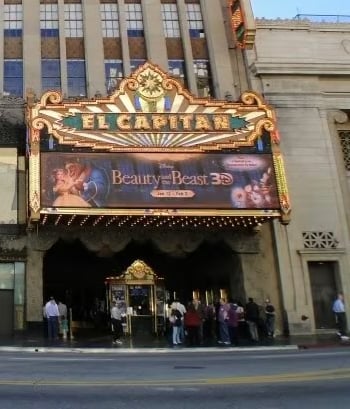 el-capitan-theatre-disney-hollywood-walk-of-fame-los-angeles