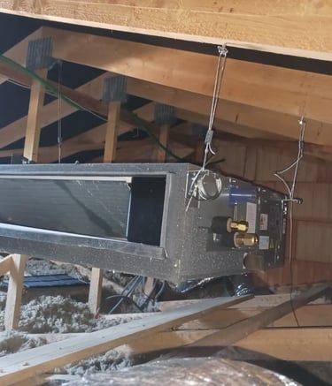 unité intérieur clim gainable dans combles maison