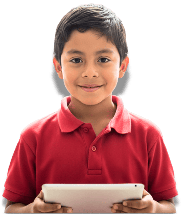niño de 8 años peruano de educación primaria con una tableta en la mano