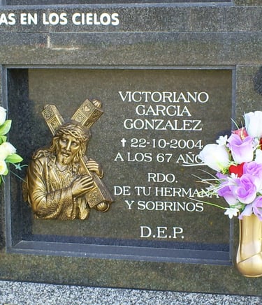 nicho en bronce de mármoles salces