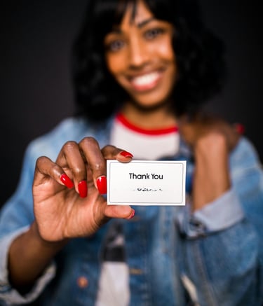 Woman thanks Versa for the simple process to garner plaintiff funding