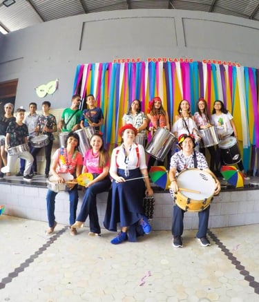 Banda de Marchinha de carnaval criada para o projeto de resgate À cultura popular na rede Sesc 