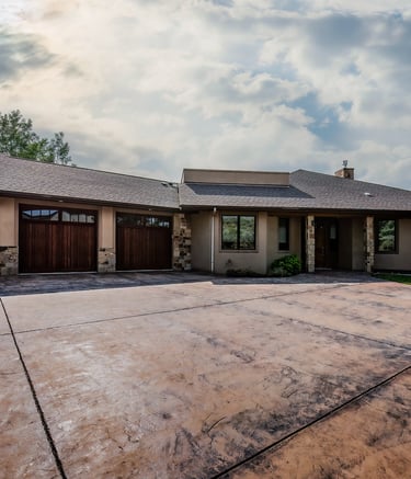 Front of house from driveway