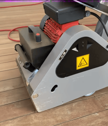 poncage pour rénover une terrasse bois