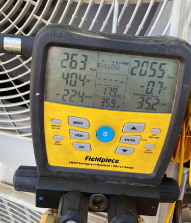 diagnosing split system air conditioner with Fieldpiece digital manifold gauges