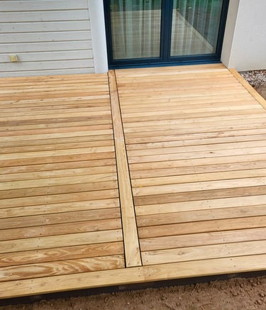 terrasse bois en robinier faux acacia